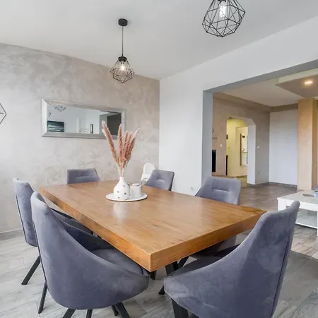 Apartmani Lena Pula Zewnętrze zdjęcie