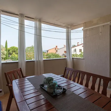 Apartmani Lena Pula Zewnętrze zdjęcie