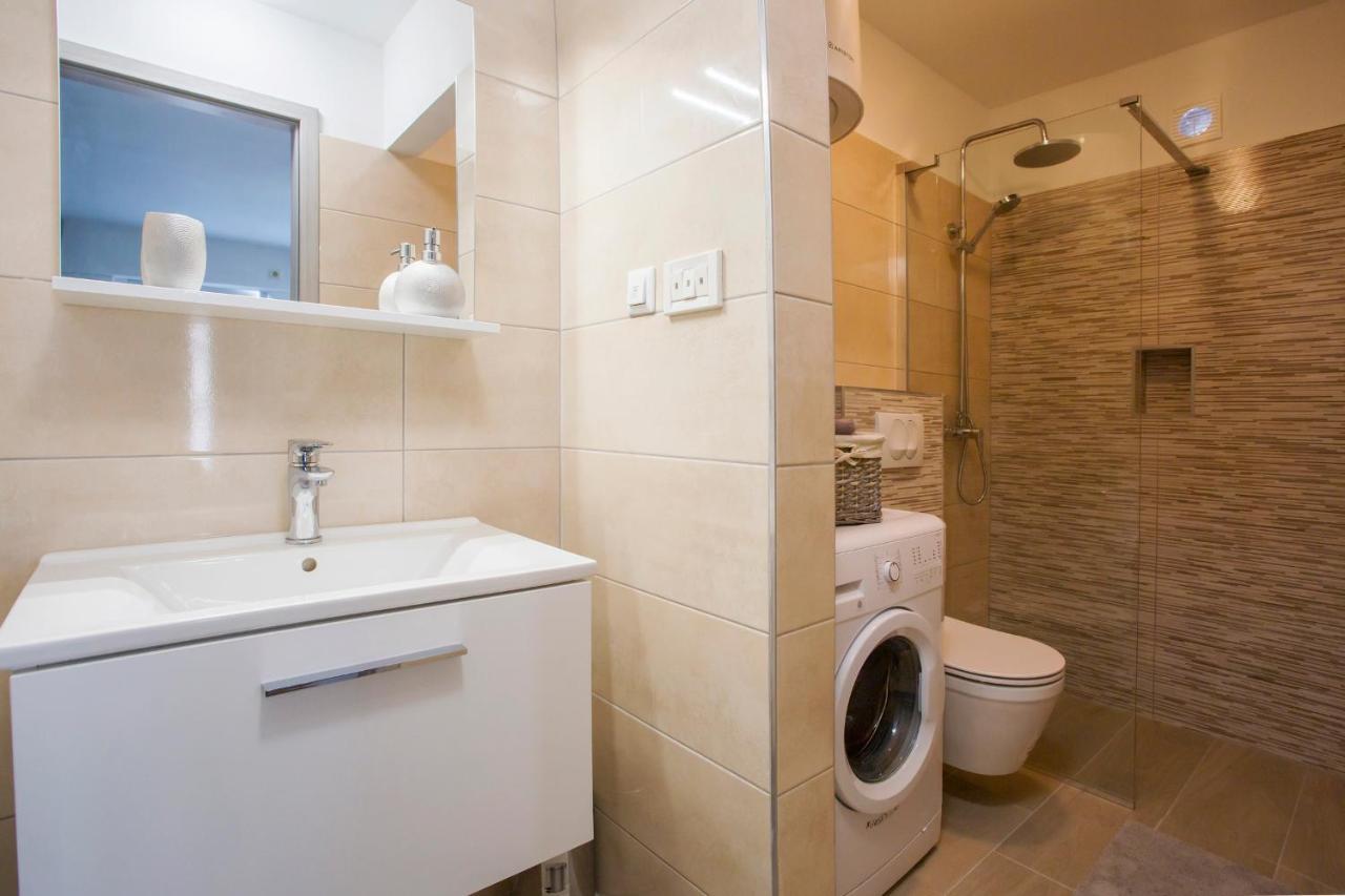 Apartament Lena